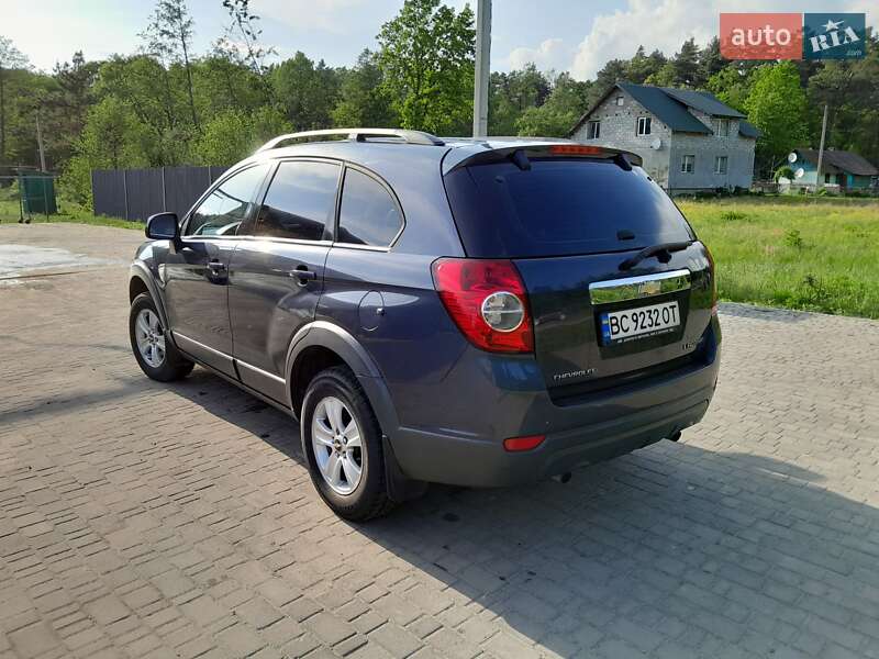 Позашляховик / Кросовер Chevrolet Captiva 2008 в Яворові