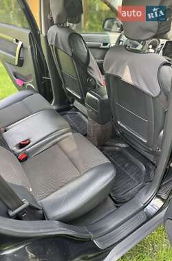 Позашляховик / Кросовер Chevrolet Captiva 2008 в 