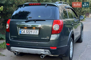 Позашляховик / Кросовер Chevrolet Captiva 2008 в 