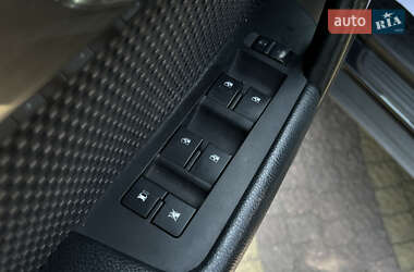 Внедорожник / Кроссовер Chevrolet Captiva 2009 в 