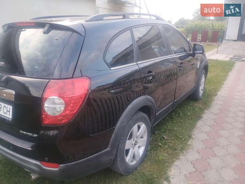 Позашляховик / Кросовер Chevrolet Captiva 2008 в Ужгороді