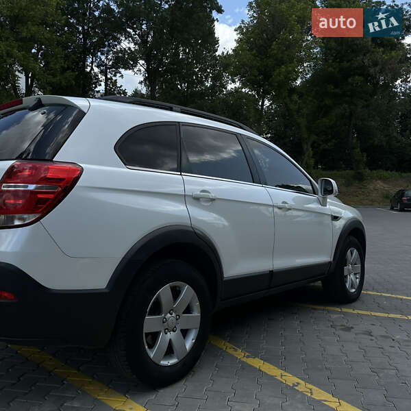 Внедорожник / Кроссовер Chevrolet Captiva 2013 в Хмельницком