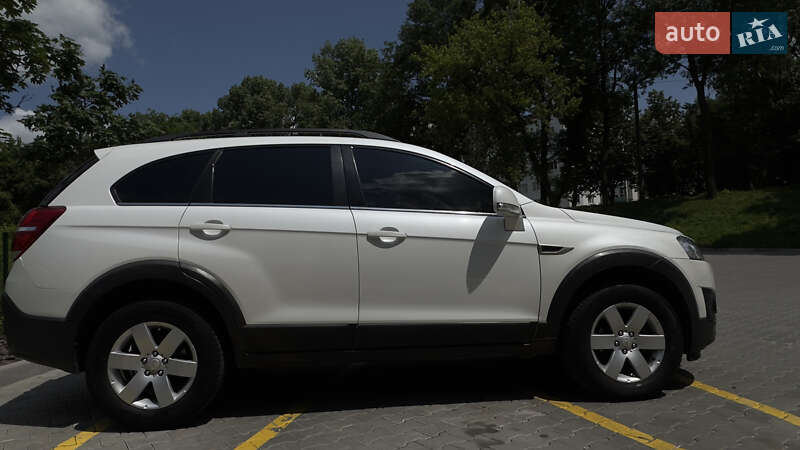 Внедорожник / Кроссовер Chevrolet Captiva 2013 в Хмельницком