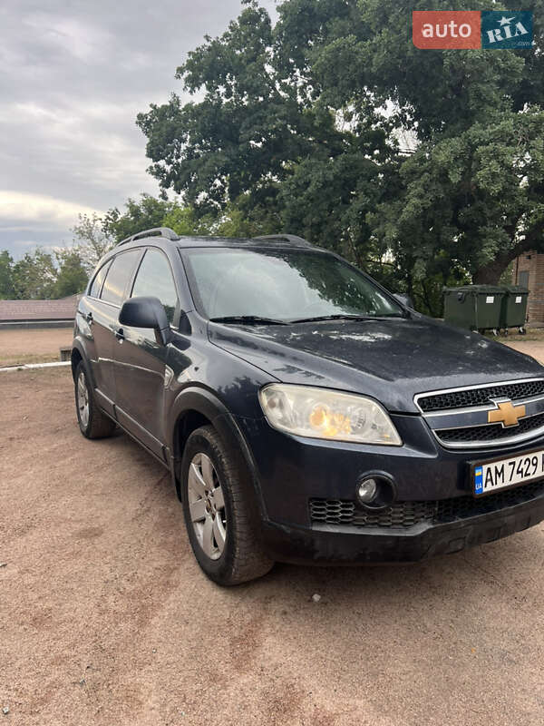 Внедорожник / Кроссовер Chevrolet Captiva 2008 в Славянске