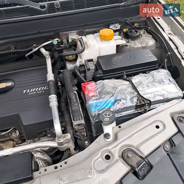 Позашляховик / Кросовер Chevrolet Captiva 2013 в Борисполі