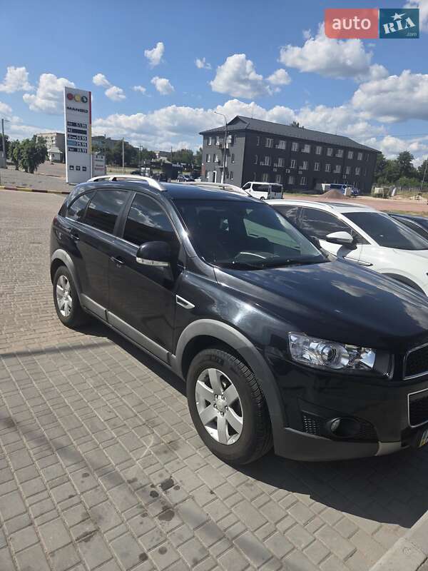 Внедорожник / Кроссовер Chevrolet Captiva 2011 в Киеве