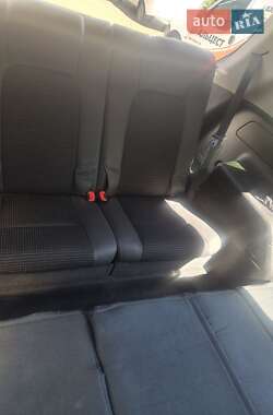 Внедорожник / Кроссовер Chevrolet Captiva 2011 в 