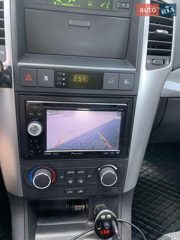 Позашляховик / Кросовер Chevrolet Captiva 2008 в Рівному