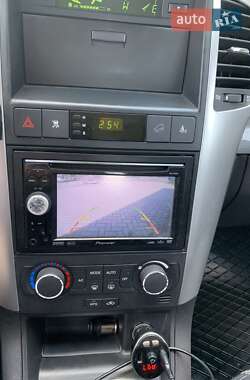 Внедорожник / Кроссовер Chevrolet Captiva 2008 в 