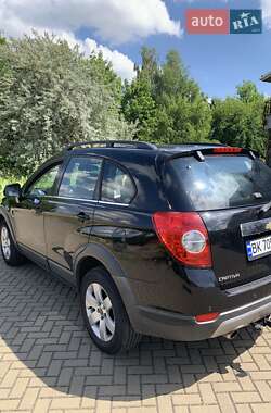 Внедорожник / Кроссовер Chevrolet Captiva 2008 в 