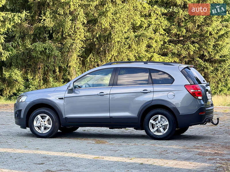 Внедорожник / Кроссовер Chevrolet Captiva 2014 в Дубно