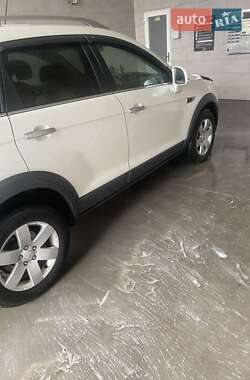 Внедорожник / Кроссовер Chevrolet Captiva 2011 в 