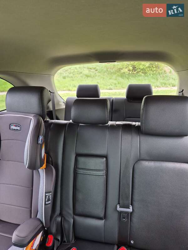 Внедорожник / Кроссовер Chevrolet Captiva 2013 в Харькове