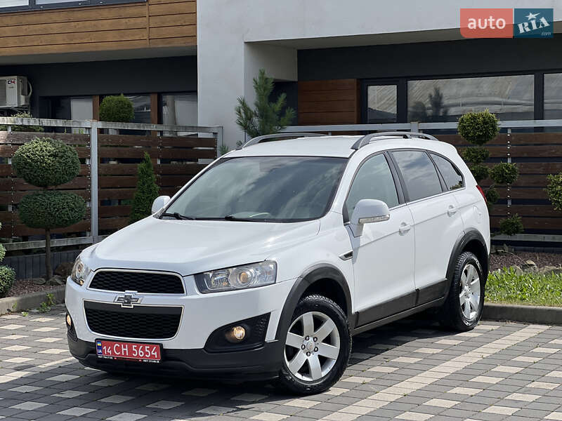 Позашляховик / Кросовер Chevrolet Captiva 2014 в Львові