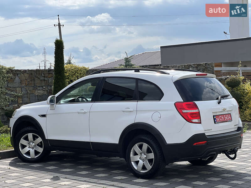 Позашляховик / Кросовер Chevrolet Captiva 2014 в Львові