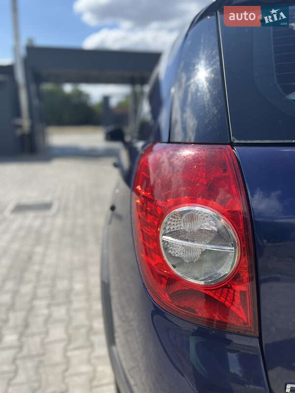 Внедорожник / Кроссовер Chevrolet Captiva 2008 в Врадиевке