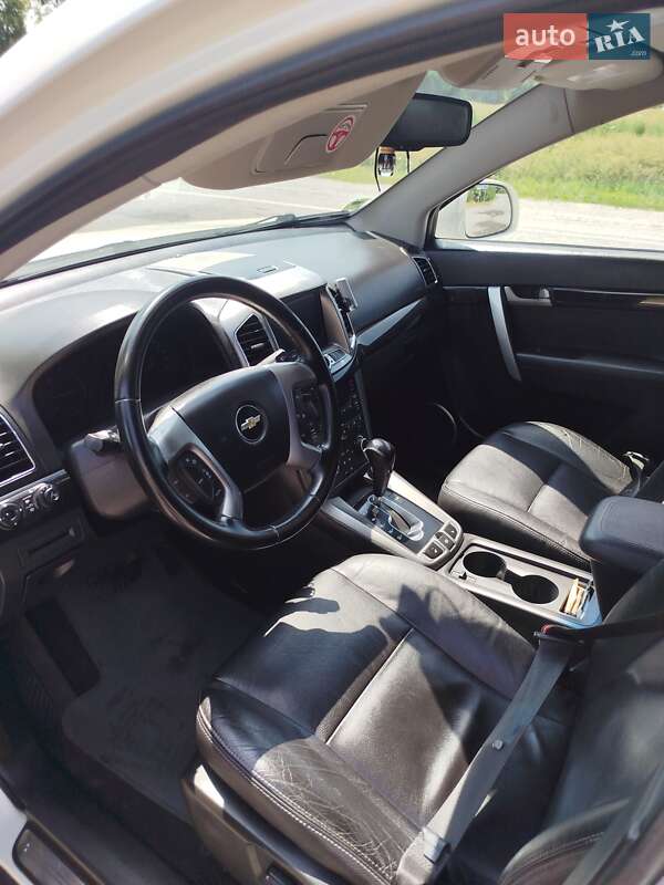 Внедорожник / Кроссовер Chevrolet Captiva 2011 в Житомире