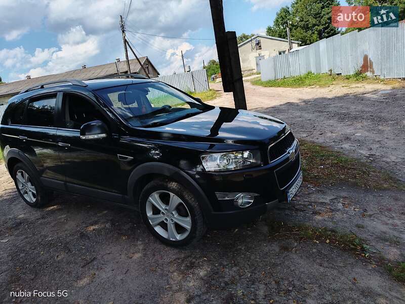 Внедорожник / Кроссовер Chevrolet Captiva 2011 в Львове
