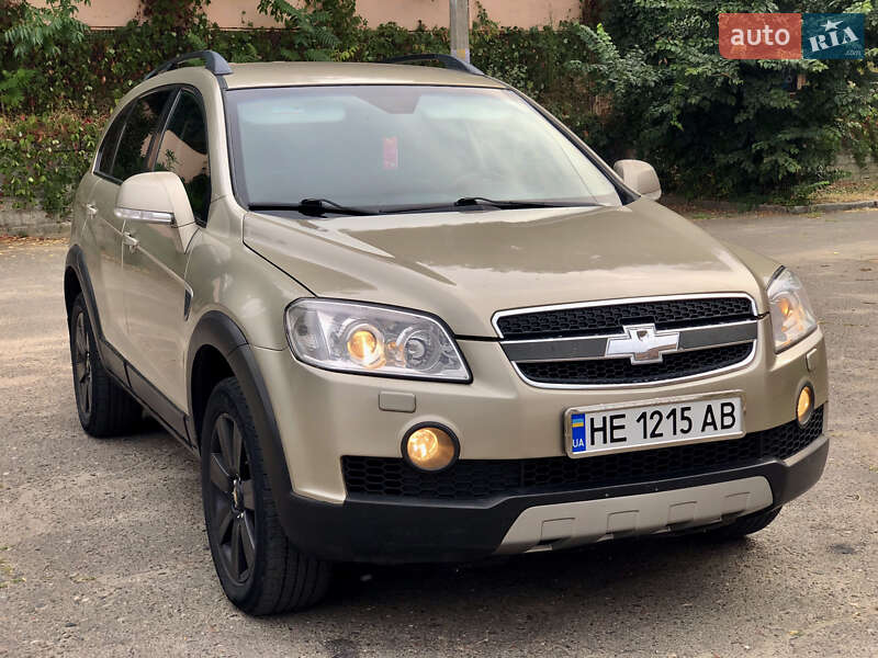Внедорожник / Кроссовер Chevrolet Captiva 2008 в Николаеве