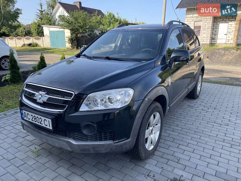Внедорожник / Кроссовер Chevrolet Captiva 2008 в Луцке