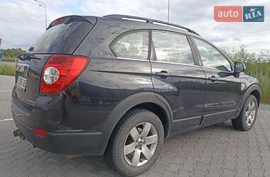 Позашляховик / Кросовер Chevrolet Captiva 2009 в 