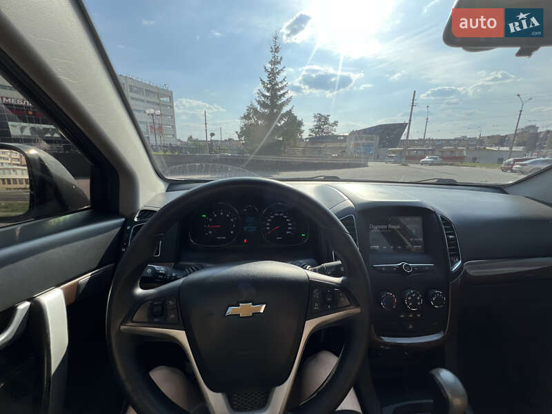 Внедорожник / Кроссовер Chevrolet Captiva 2016 в Харькове
