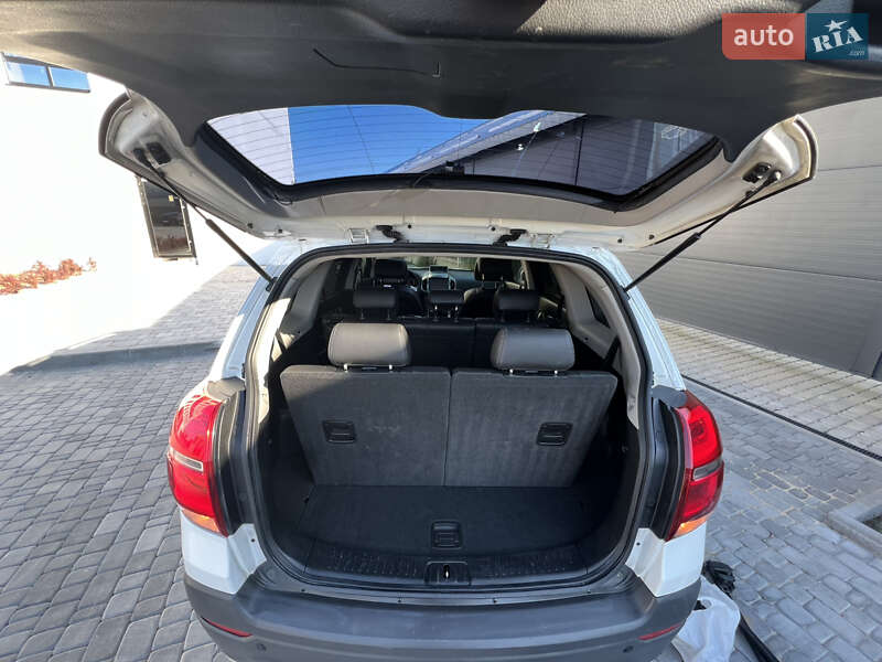 Внедорожник / Кроссовер Chevrolet Captiva 2014 в Житомире