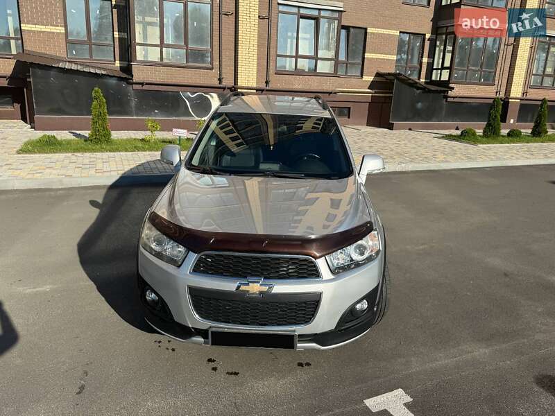 Внедорожник / Кроссовер Chevrolet Captiva 2014 в Чернигове