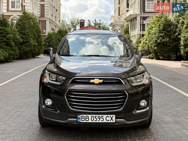 Внедорожник / Кроссовер Chevrolet Captiva 2017 в Киеве