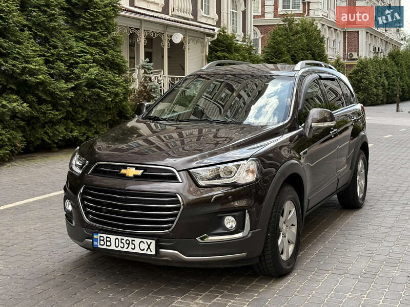 Внедорожник / Кроссовер Chevrolet Captiva 2017 в Киеве