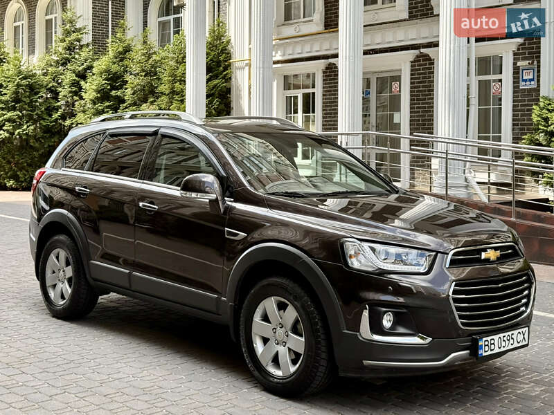 Внедорожник / Кроссовер Chevrolet Captiva 2017 в Киеве