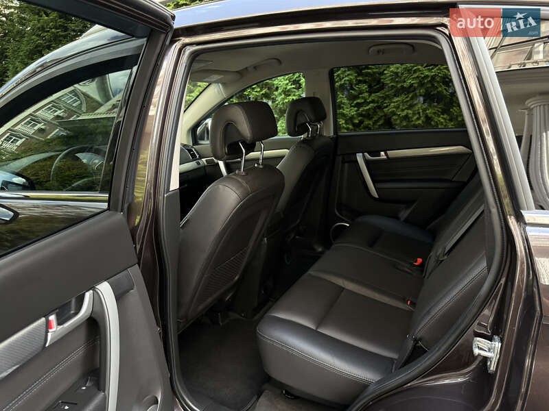 Внедорожник / Кроссовер Chevrolet Captiva 2017 в Киеве