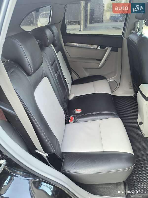 Позашляховик / Кросовер Chevrolet Captiva 2011 в Славуті