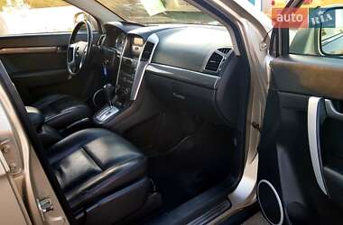 Позашляховик / Кросовер Chevrolet Captiva 2008 в 