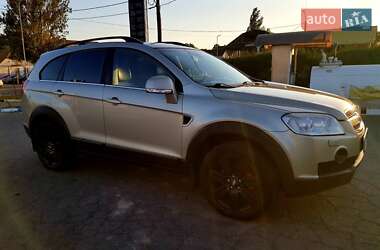 Позашляховик / Кросовер Chevrolet Captiva 2008 в 