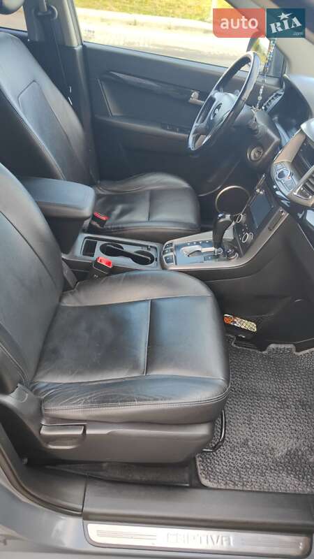 Внедорожник / Кроссовер Chevrolet Captiva 2011 в Золочеве фото 9 Внедорожник / Кроссовер Chevrolet Captiva 2011 в Золочеве