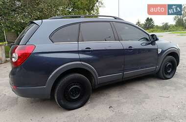Внедорожник / Кроссовер Chevrolet Captiva 2007 в 