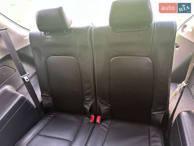 Позашляховик / Кросовер Chevrolet Captiva 2011 в Миколаєві