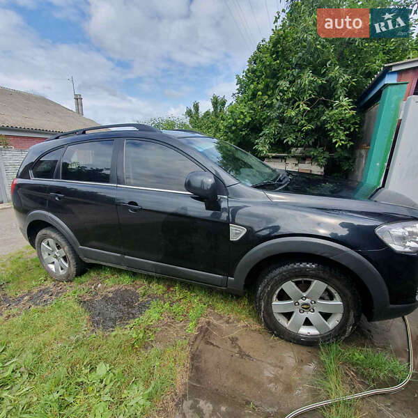 Внедорожник / Кроссовер Chevrolet Captiva 2010 в Верхней Сыроватке