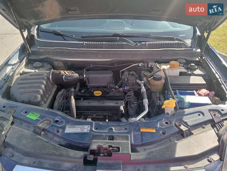 Внедорожник / Кроссовер Chevrolet Captiva 2006 в Нетешине