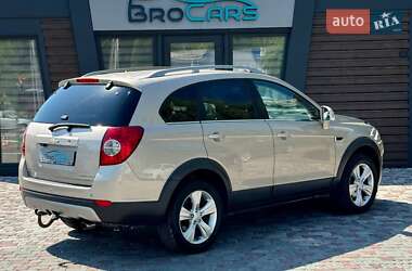 Позашляховик / Кросовер Chevrolet Captiva 2012 в  фото 2 Позашляховик / Кросовер Chevrolet Captiva 2012 в