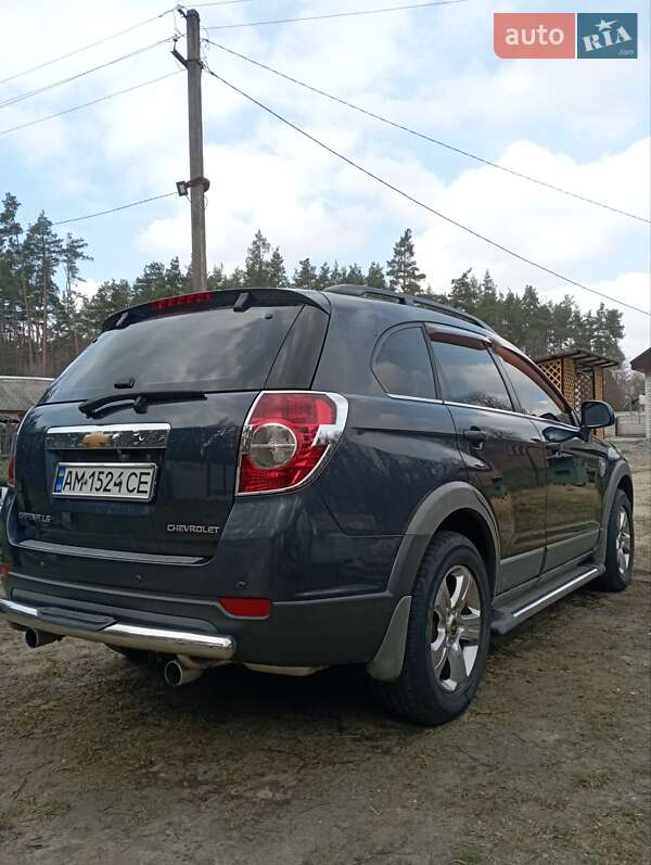 Позашляховик / Кросовер Chevrolet Captiva 2007 в Житомирі