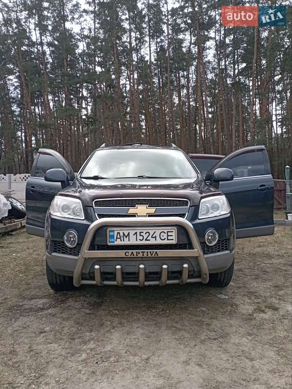 Позашляховик / Кросовер Chevrolet Captiva 2007 в Житомирі
