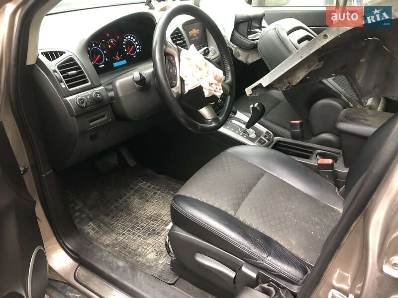 Внедорожник / Кроссовер Chevrolet Captiva 2014 в Киеве