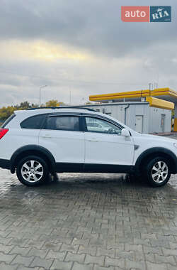 Внедорожник / Кроссовер Chevrolet Captiva 2010 в 