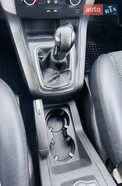 Внедорожник / Кроссовер Chevrolet Captiva 2010 в 