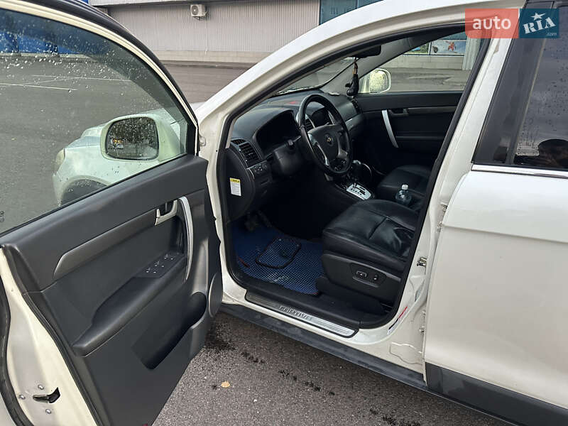 Позашляховик / Кросовер Chevrolet Captiva 2010 в Ковелі фото 11 Позашляховик / Кросовер Chevrolet Captiva 2010 в Ковелі