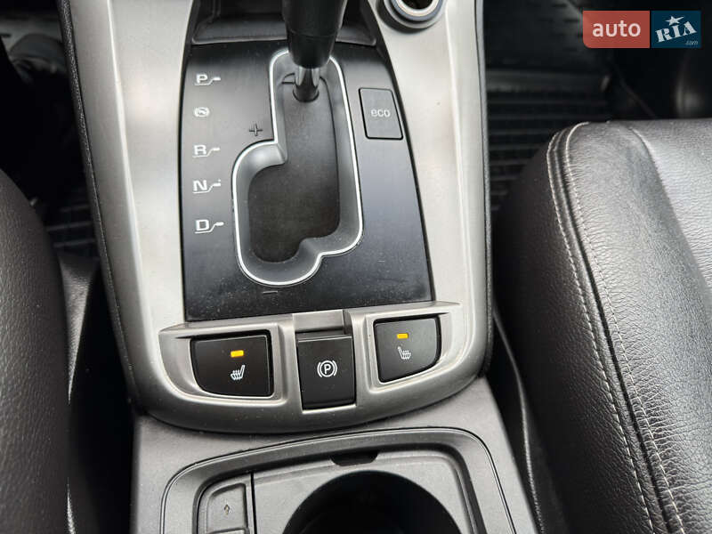 Внедорожник / Кроссовер Chevrolet Captiva 2011 в Хмельницком