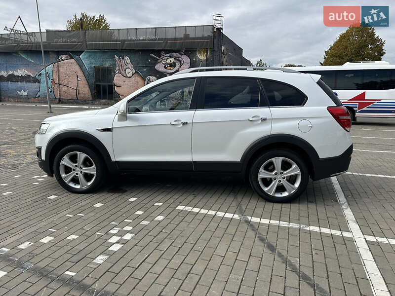 Внедорожник / Кроссовер Chevrolet Captiva 2014 в Луцке