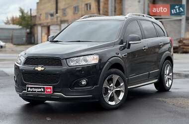 Позашляховик / Кросовер Chevrolet Captiva 2015 в Києві